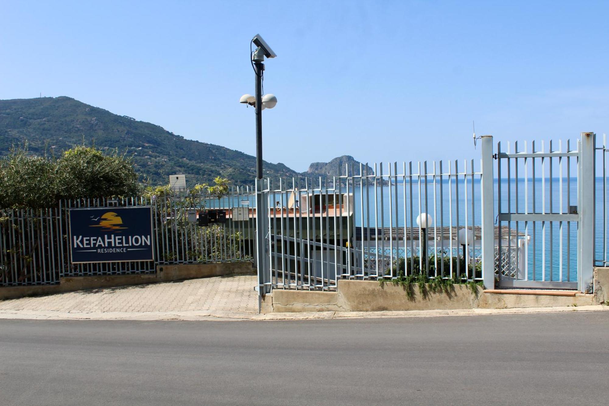 Seaside Oasis Apartment เชฟาลู ภายนอก รูปภาพ